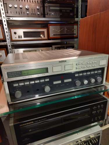 REVOX B 261 High-End Tuner mit RDS